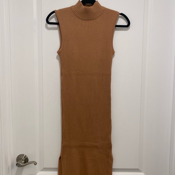 Dresses & Skirts - Magaschoni Sweater Dress